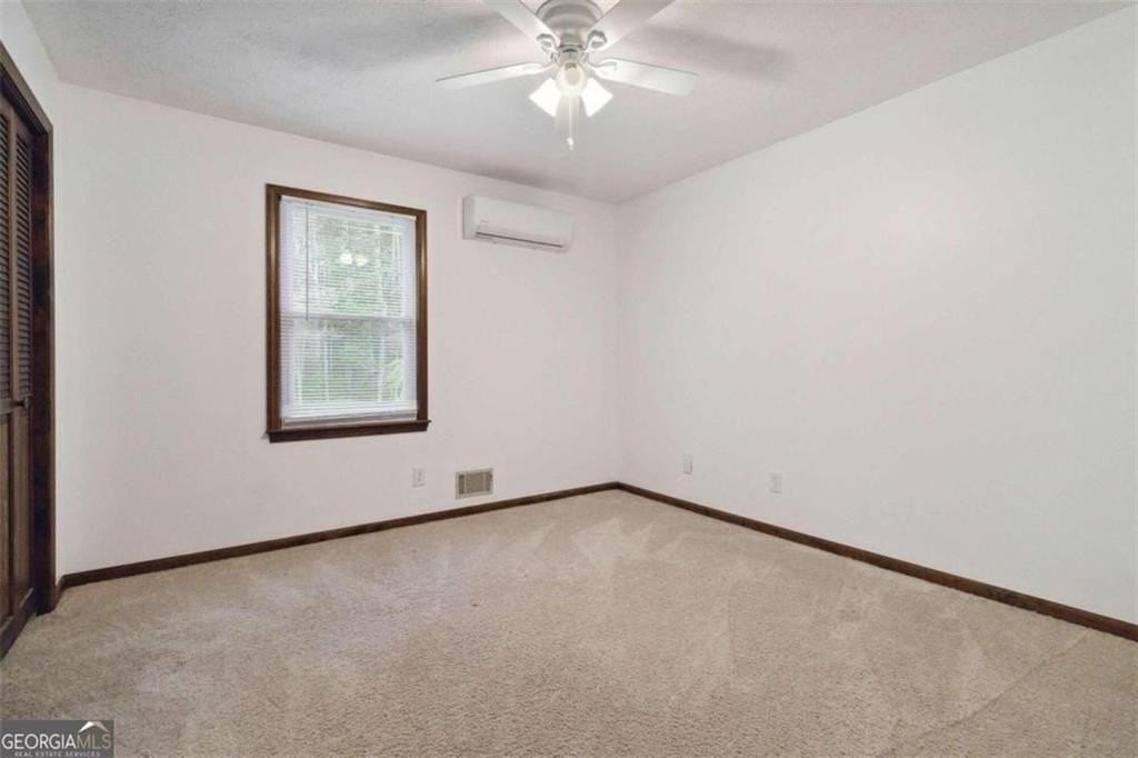 3040 Land Rd - Photo 4 of 19