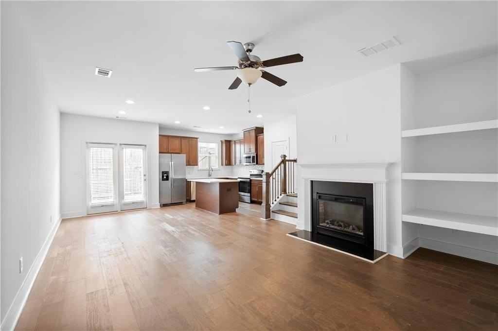 6418 Shalks Crossing Dr - Photo 3 of 22