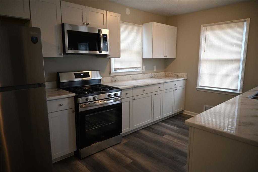 3990 Highway 92 - Photo 5 of 26