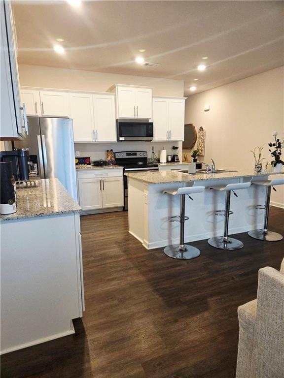 5192 Barberry Ave - Photo 5 of 24