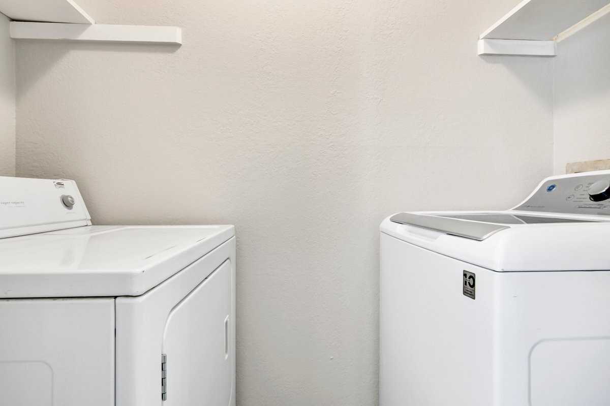 HME - Dowlen Rd - Photo 5 of 50