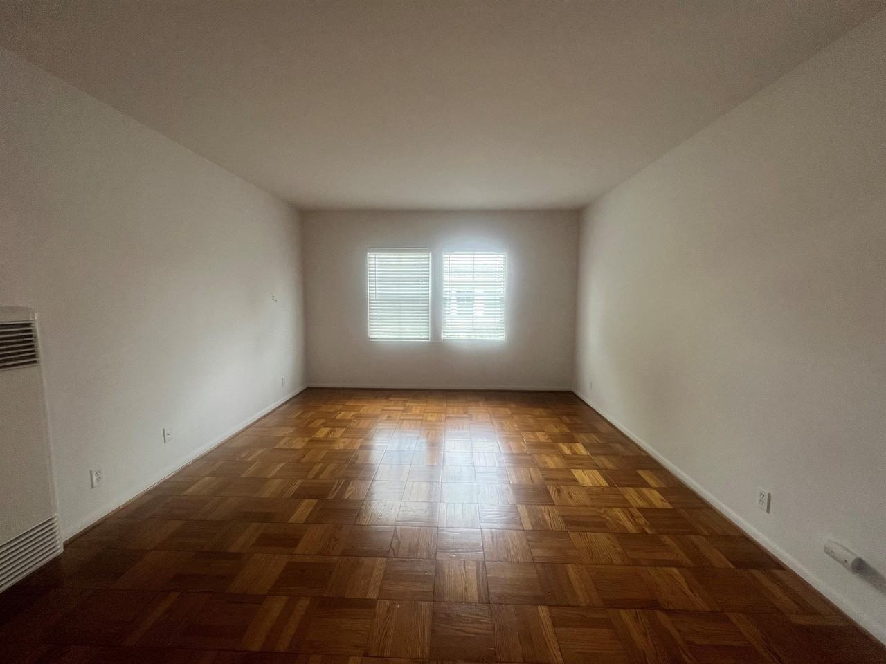 1513-1519 HUNTINGTON DRIVE (675) - Photo 3 of 19