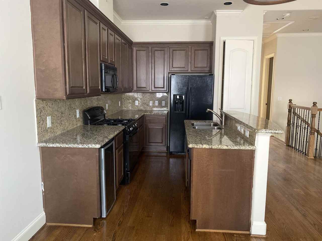 Richmond (6353) - Photo 5 of 41