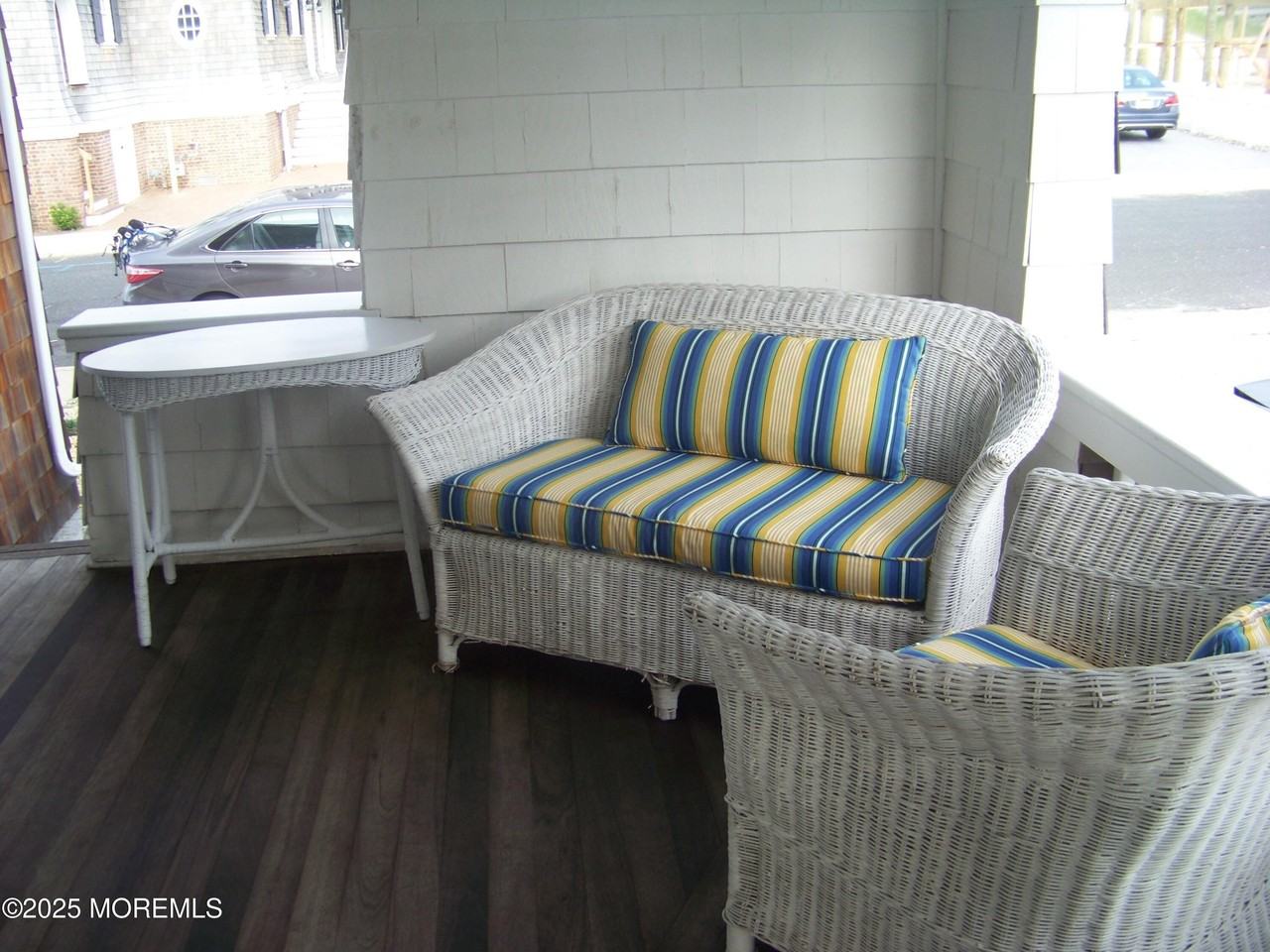 336 East Ave - Photo 7 of 34