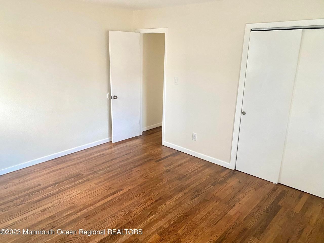 1406 Treeneedle Rd #1406 - Photo 5 of 14