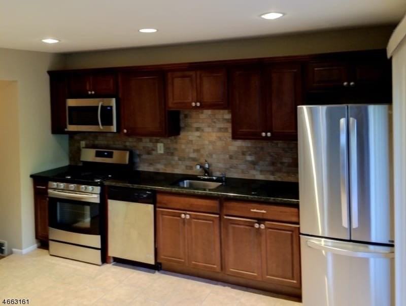 64 64 Sycamore Ct - Photo 7 of 27