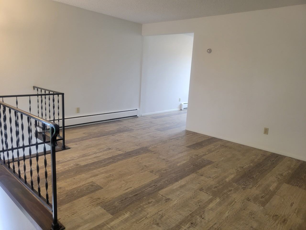 3214 Stephens Avenue South - Photo 7 of 17