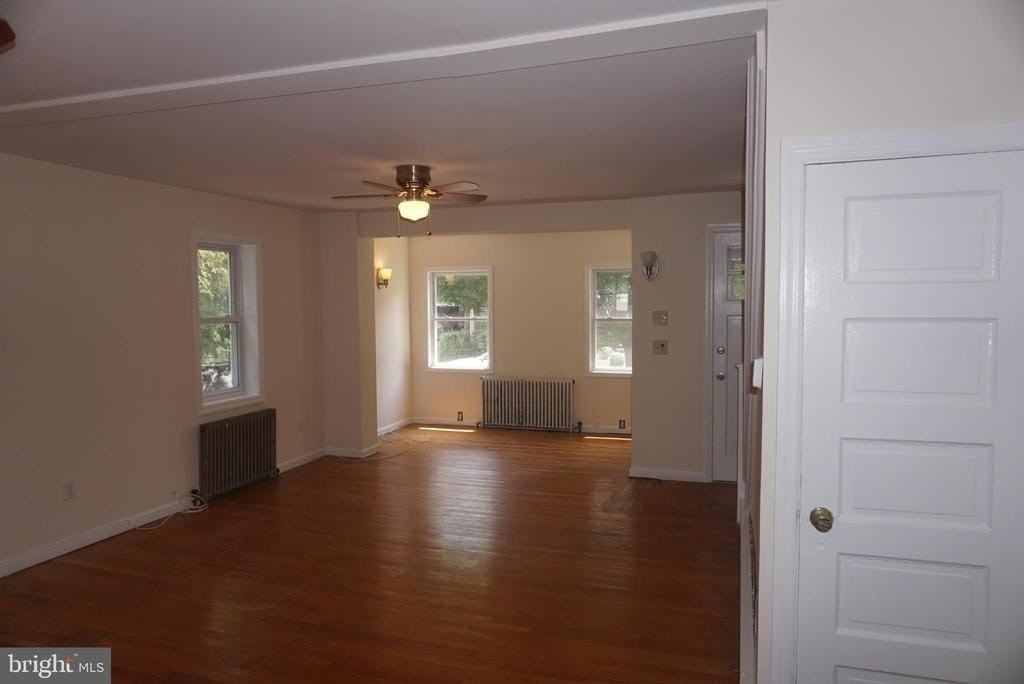 18 Oakland St - Photo 7 of 9