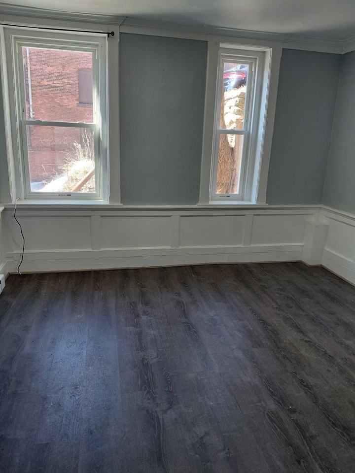 273-277 Central St - Photo 5 of 9