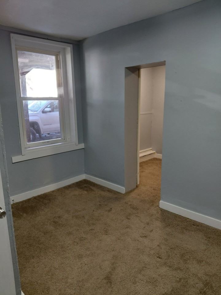 273-277 Central St - Photo 6 of 9