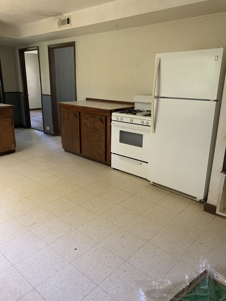 410 Cavanaugh Road - Photo 3 of 9