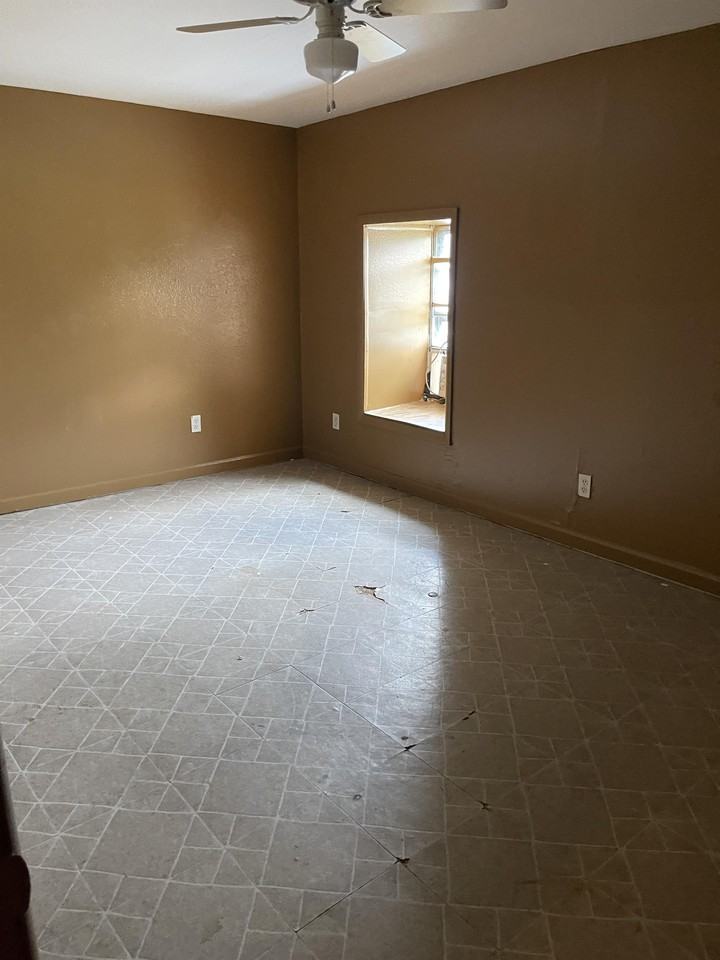 29920 Main Street - Photo 6 of 13