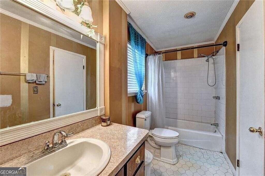 2486 Rex Rd - Photo 5 of 6