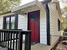 featured image of 3521 Clay Rd