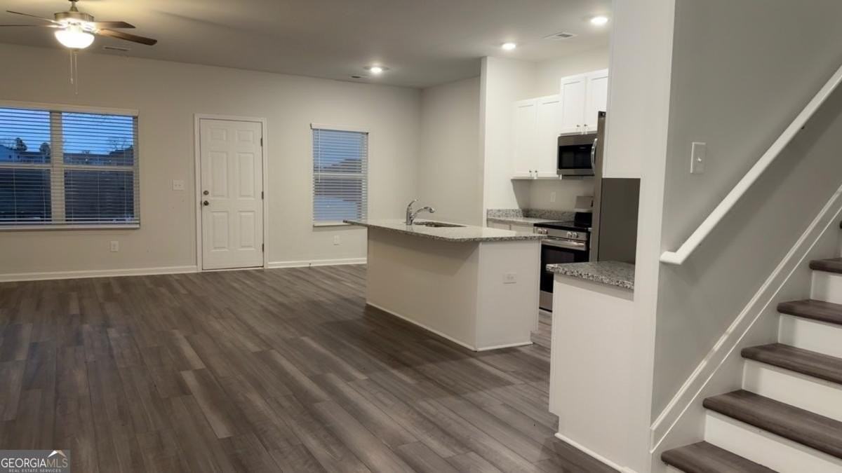 122 Brexley Dr - Photo 3 of 28