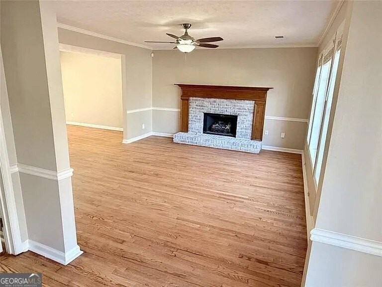 343 Welton Way - Photo 3 of 21