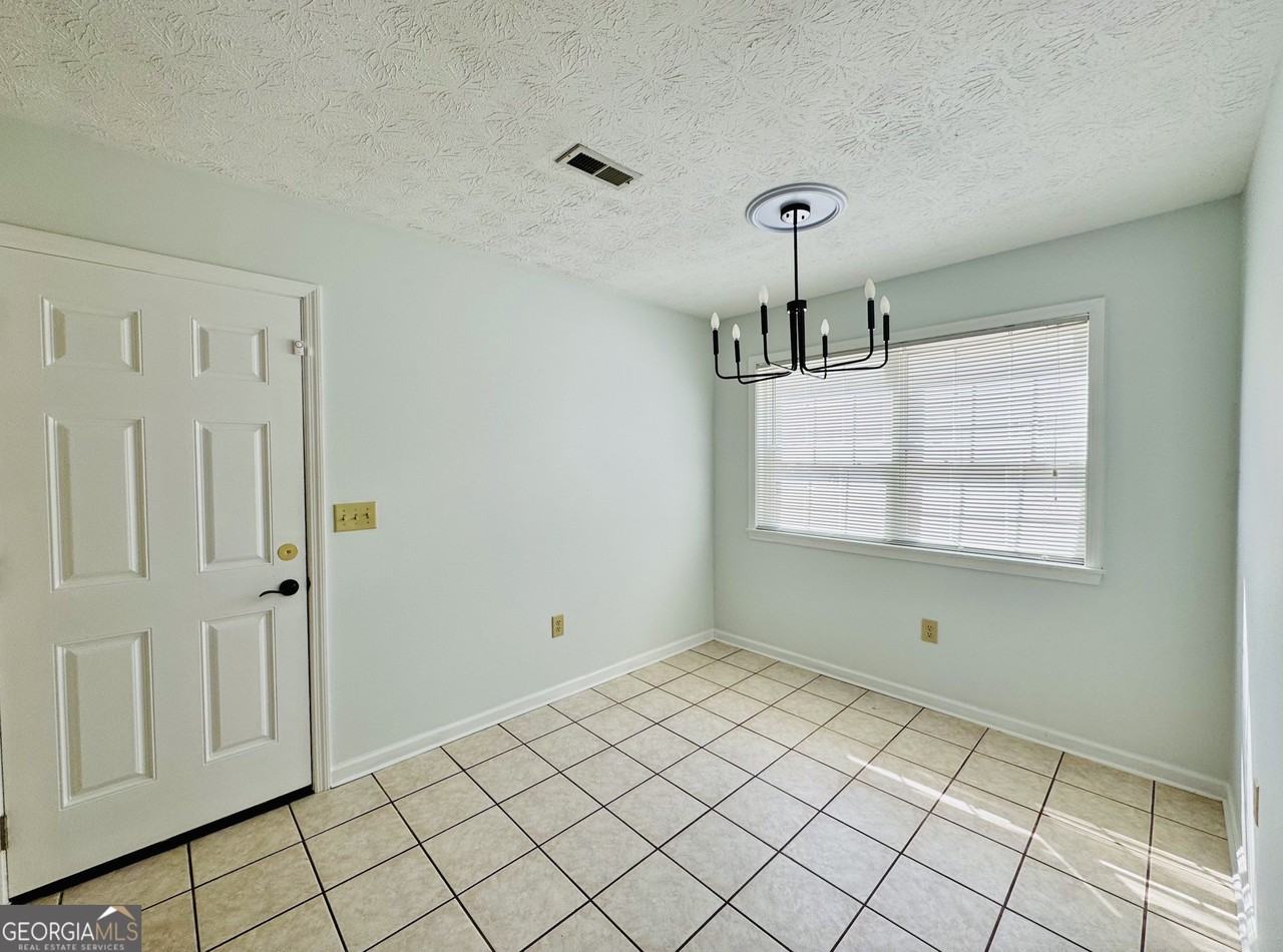 109 Boxwood Ct - Photo 7 of 29