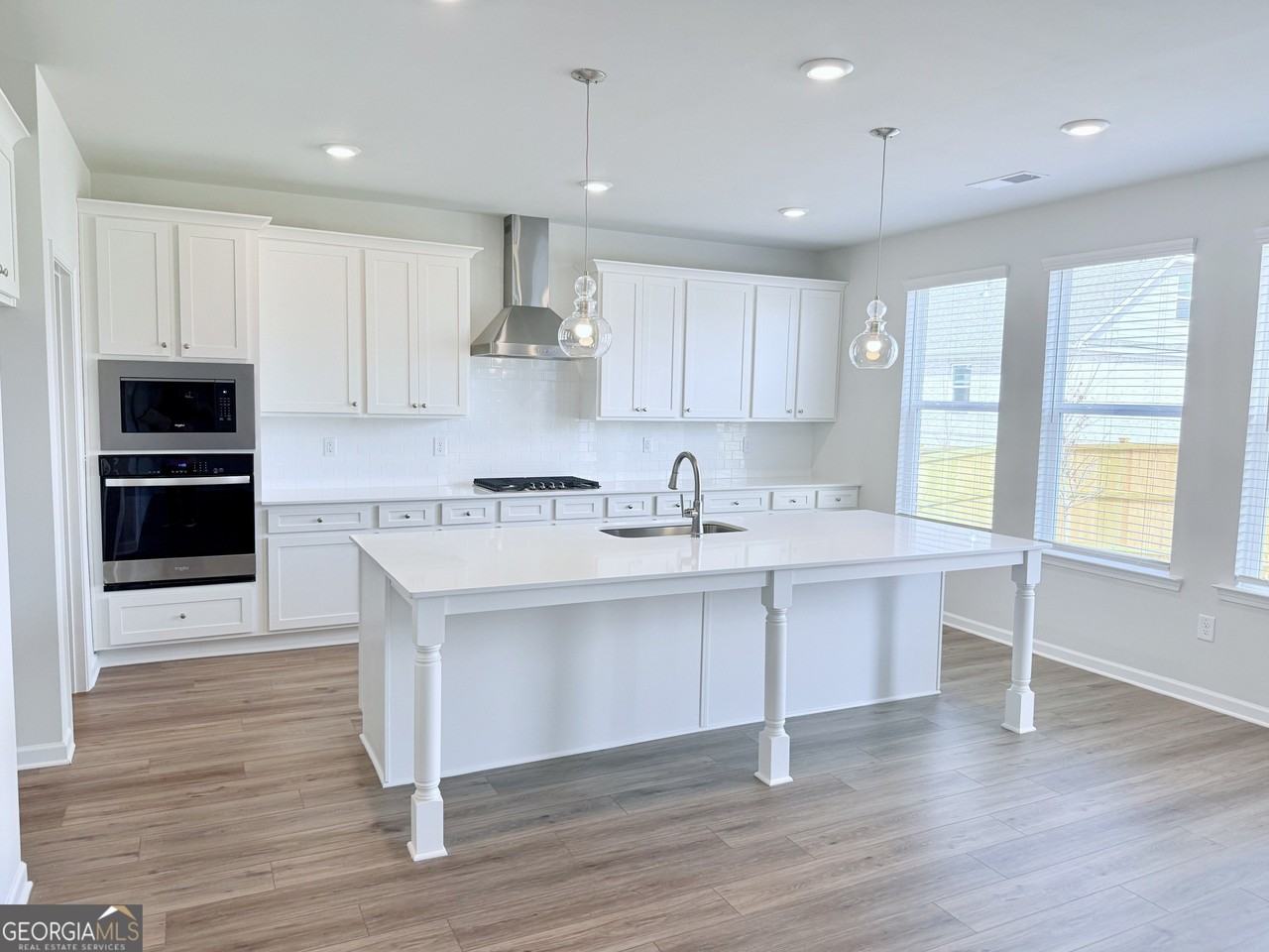 236 Chiswick Loop - Photo 5 of 19