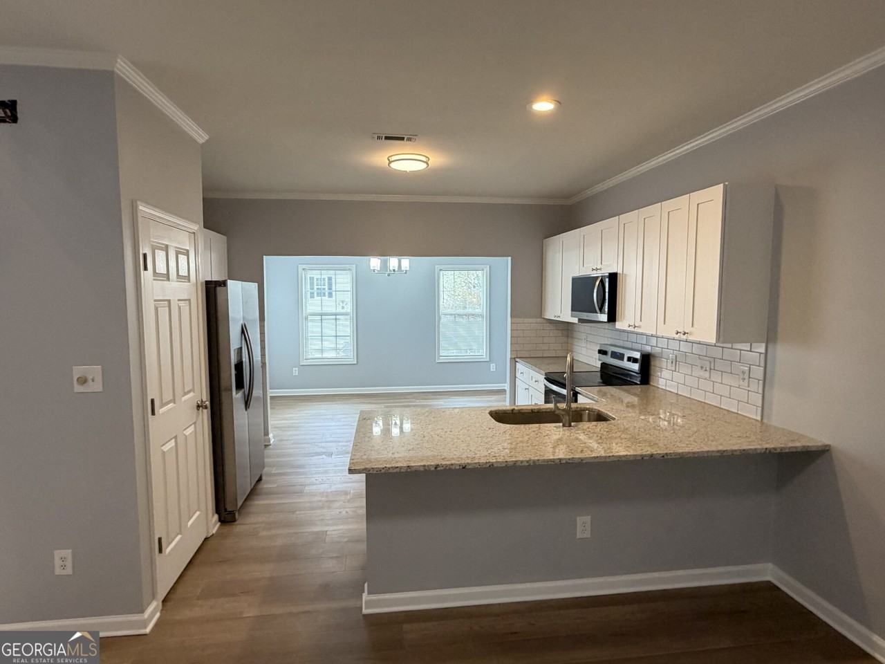 113 Clarin Way - Photo 3 of 15