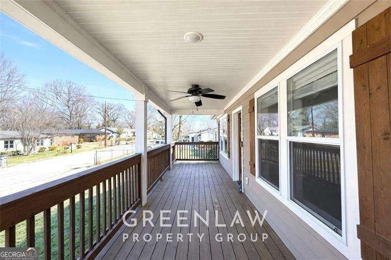 256 Birch St - Photo 4 of 22