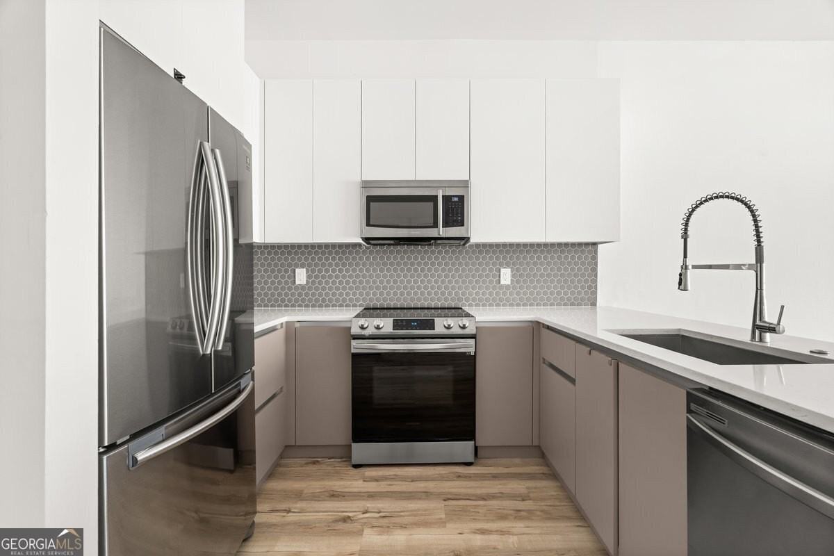 1155 Custer Ave Se #303 - Photo 3 of 15