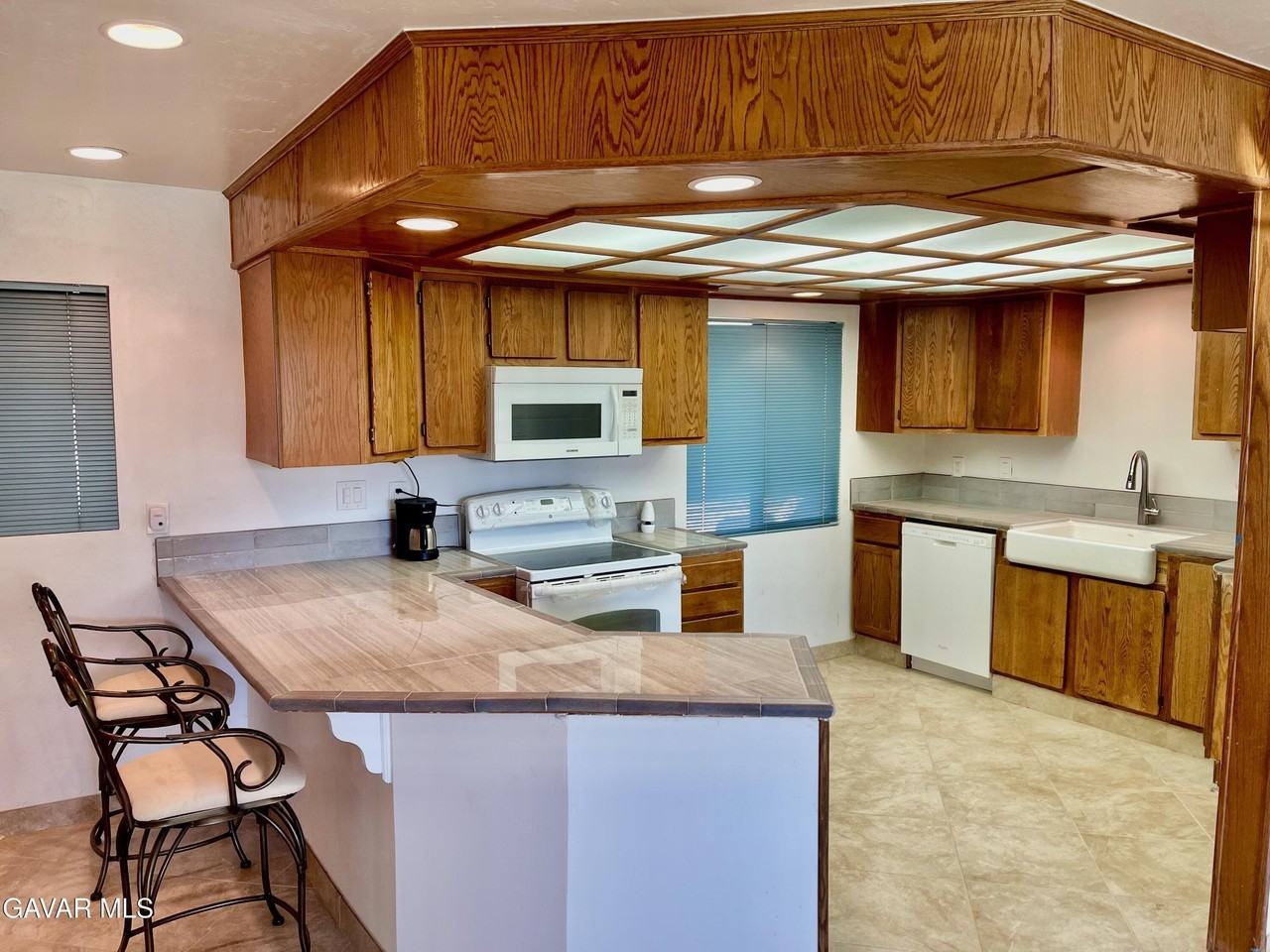 3171 Milton Dr - Photo 5 of 14