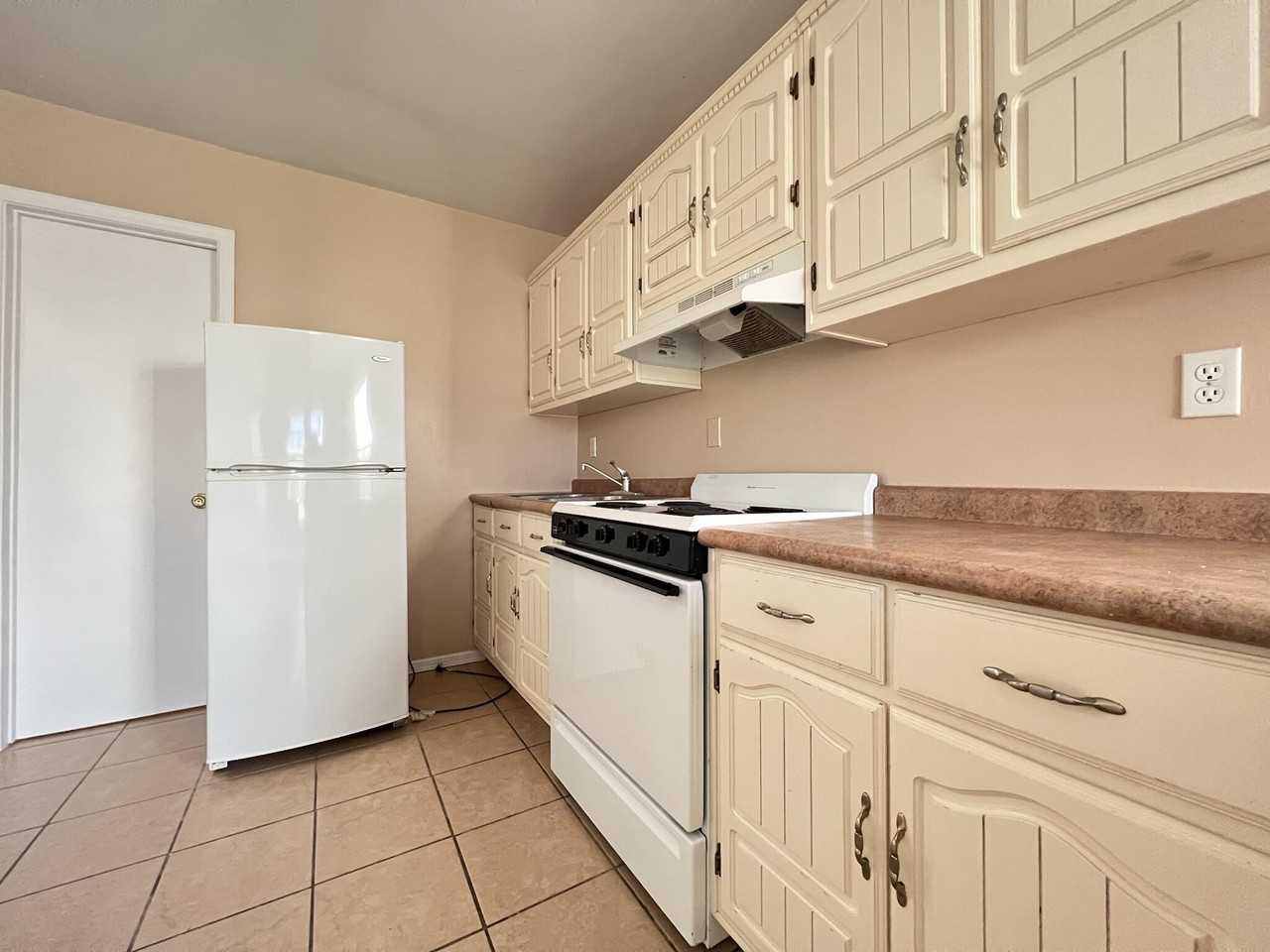 2713 Fir St Unit B - Photo 7 of 16