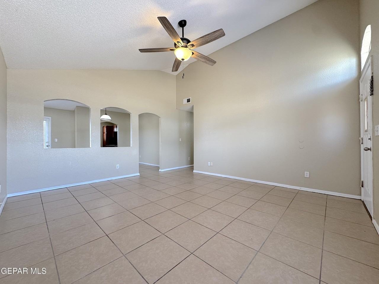 7504 Howard St - Photo 3 of 22