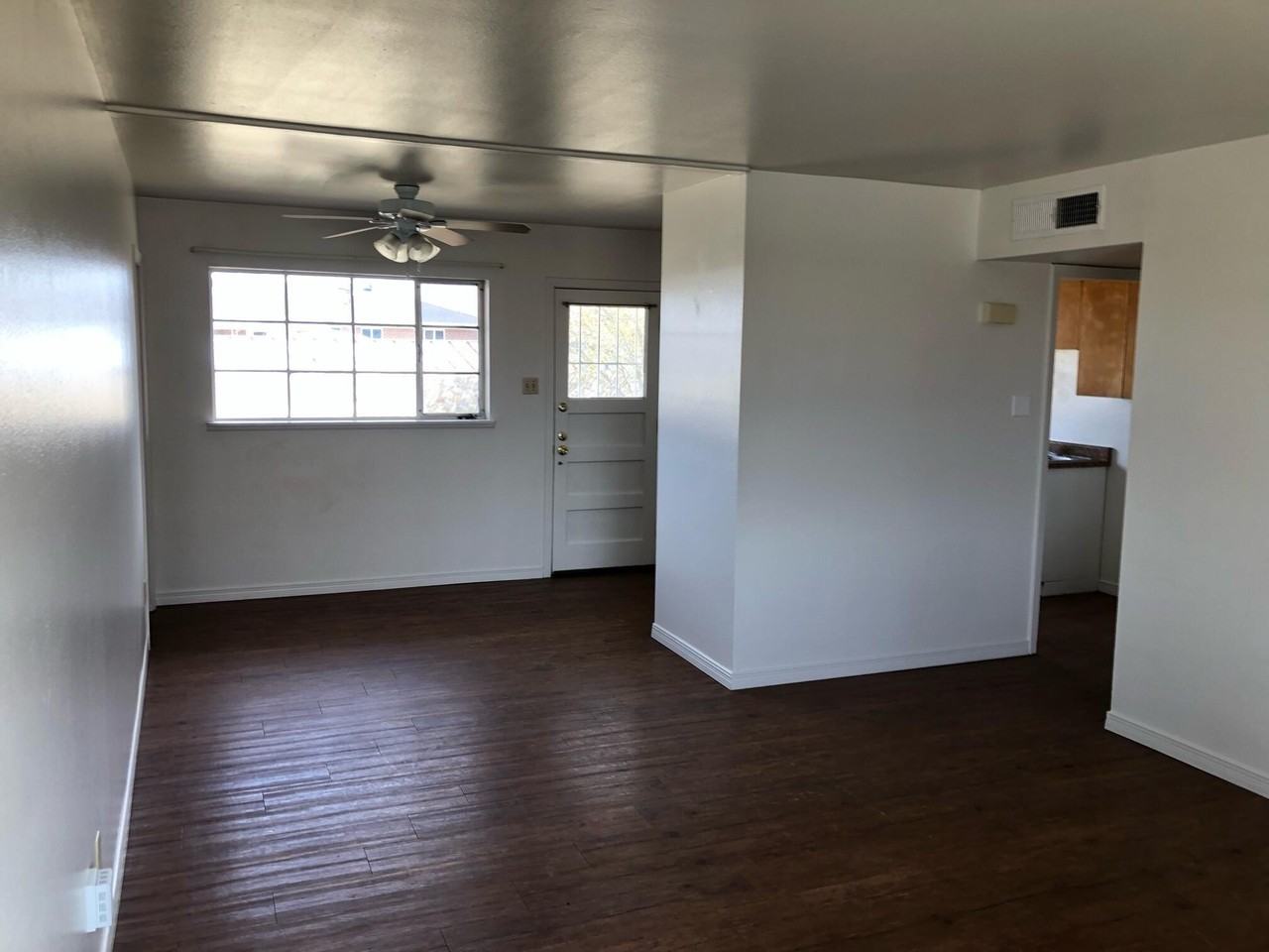 5731 Middlesboro Ave - Photo 2 of 12