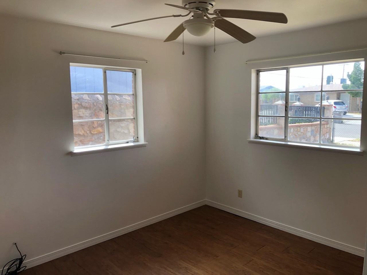 5731 Middlesboro Ave - Photo 6 of 12