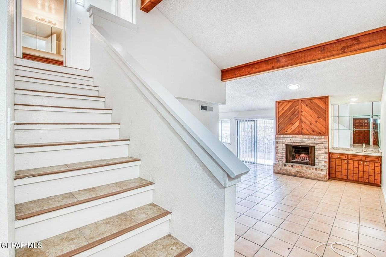 2012 Amy Sue Dr Apt B - Photo 5 of 50