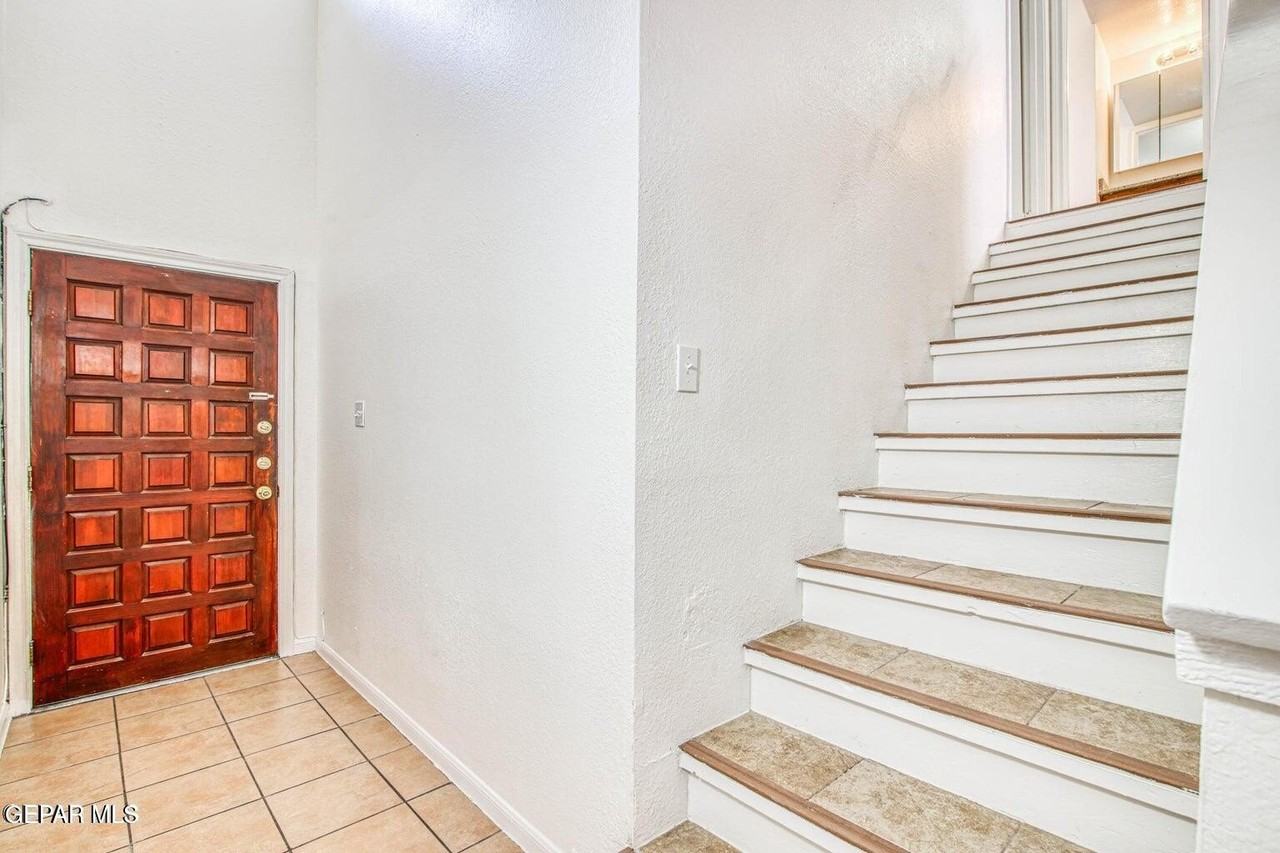 2012 Amy Sue Dr Apt B - Photo 6 of 50