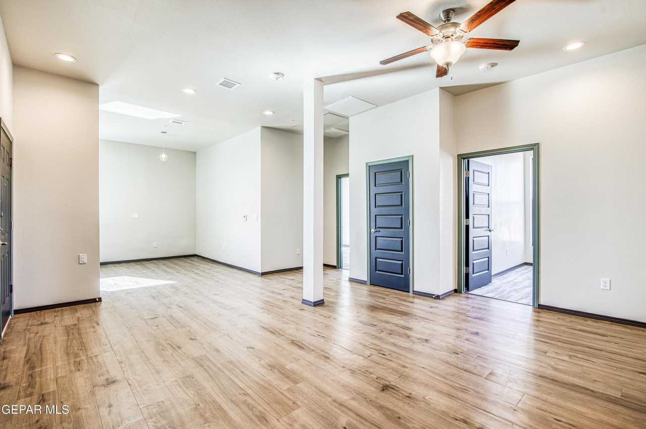 312 E Overland Ave Unit B - Photo 4 of 20