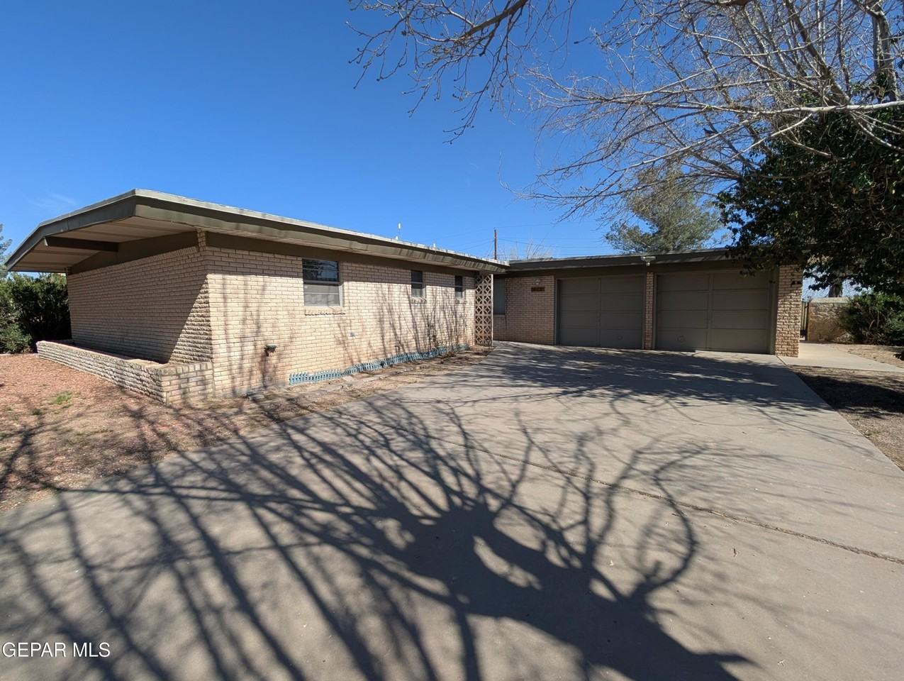 410 9th St Ne - Photo 3 of 15