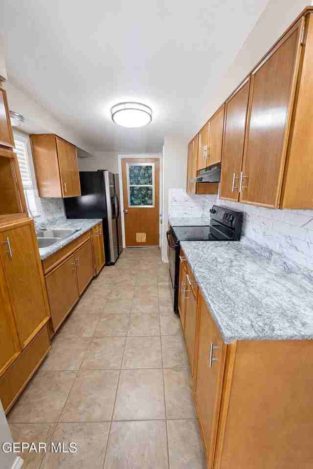 410 9th St Ne - Photo 7 of 15