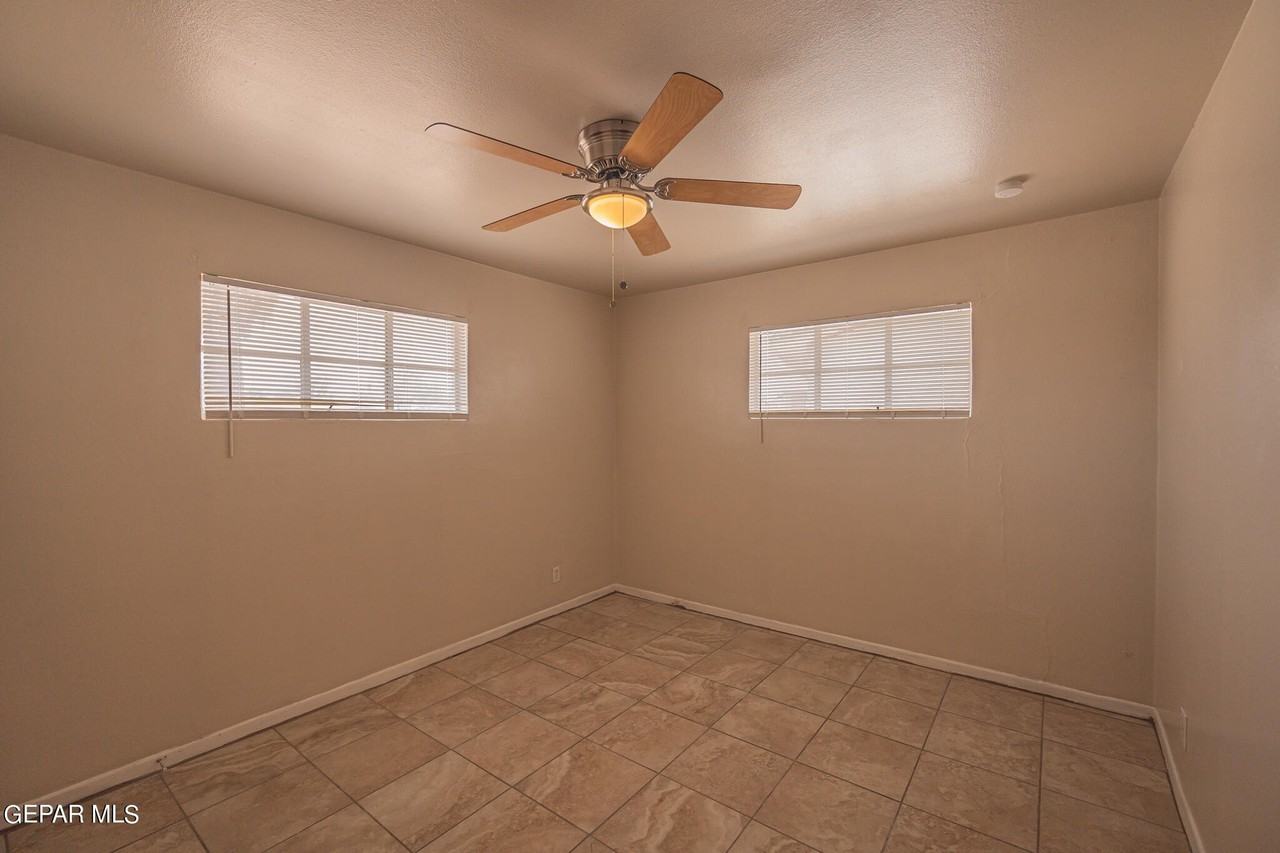 1504 Nueces Way - Photo 7 of 15