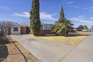 featured image of 10009 Jamaica St