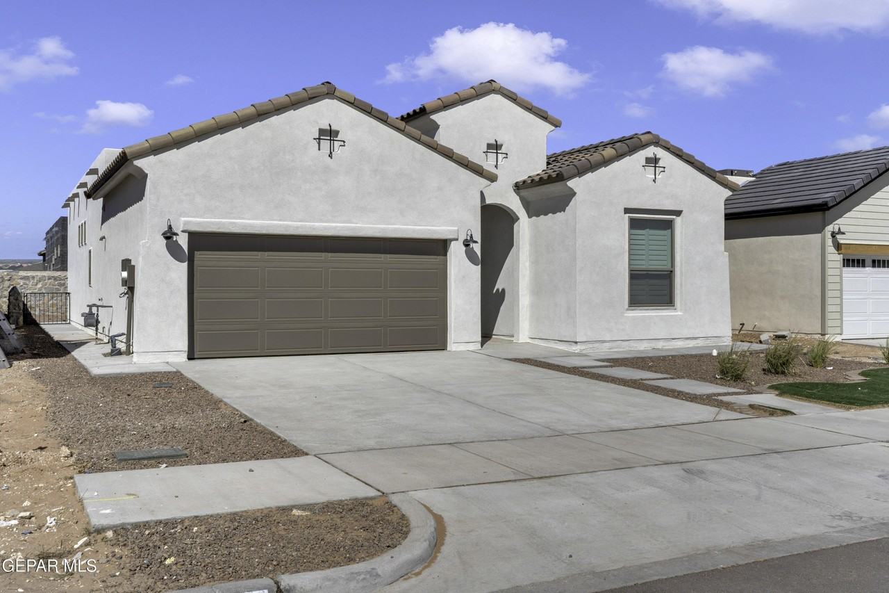 15233 Expectation Ave - Photo 2 of 50