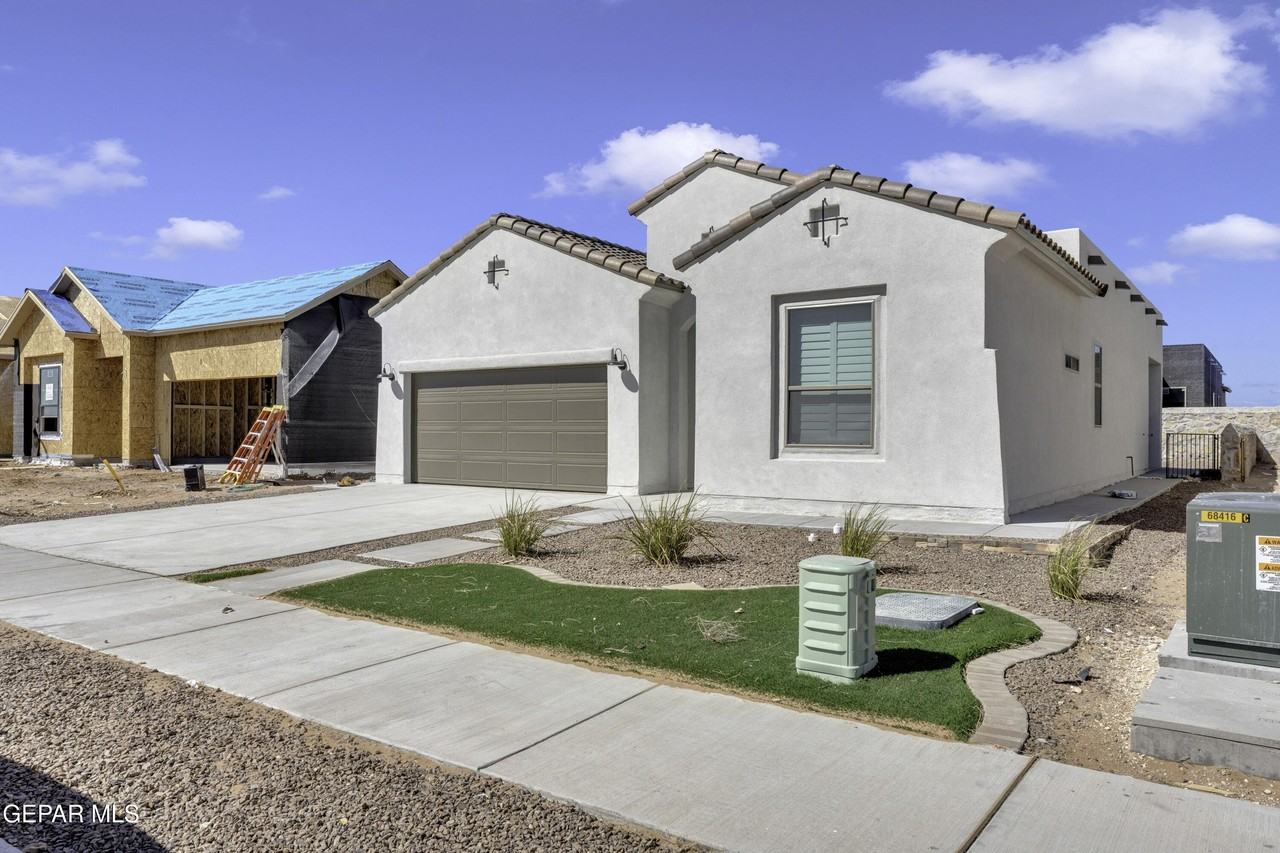 15233 Expectation Ave - Photo 3 of 50