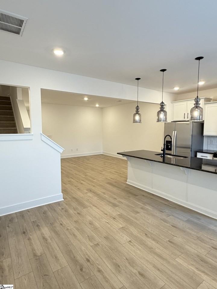 1319 Maplesmith Way - Photo 4 of 29