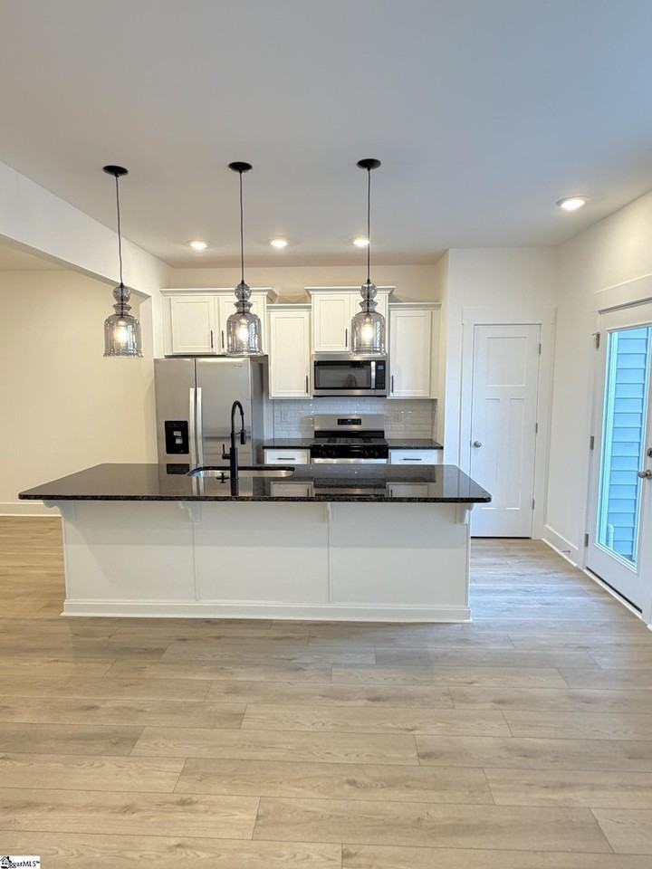 1319 Maplesmith Way - Photo 5 of 29