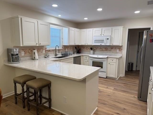 2011 Bayswater Rd - Photo 6 of 16