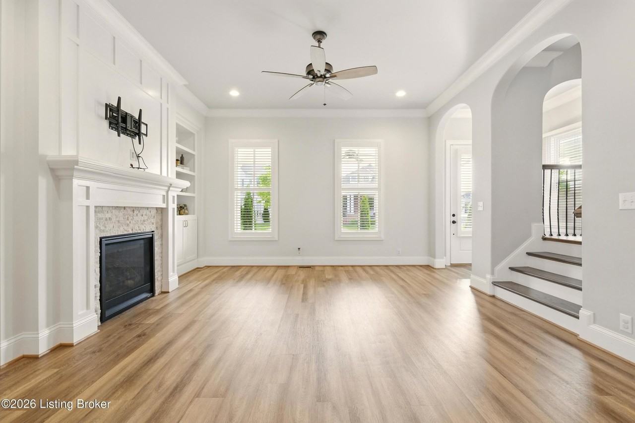 6218 Mistflower Cir - Photo 7 of 50