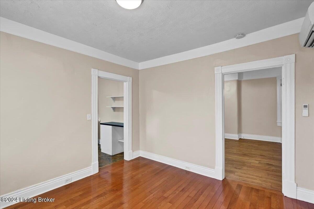 1802 Deerwood Ave Unit B - Photo 7 of 27
