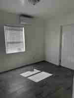 featured image of 312 E 26th St