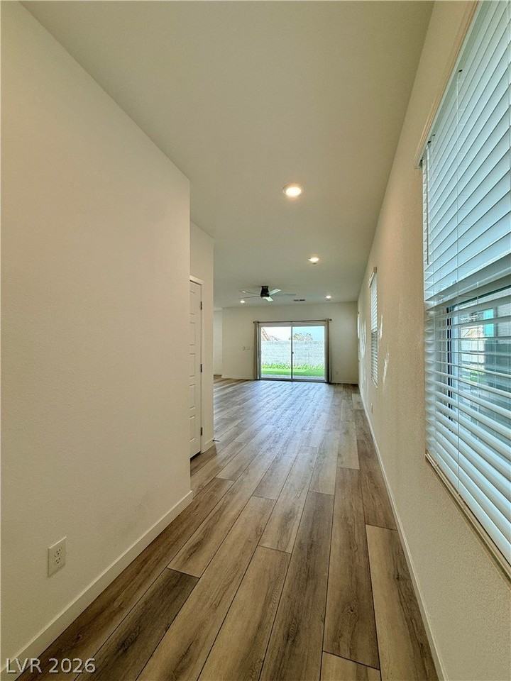 4414 Peressini St - Photo 4 of 32