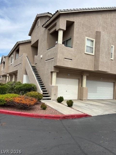 2100 Quarry Ridge St #202 - Photo 4 of 46