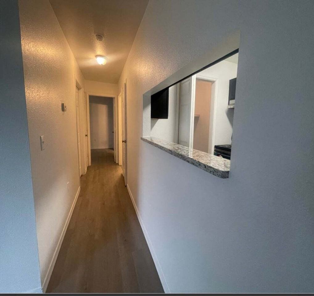 Viola Apartments - Photo 5 of 9