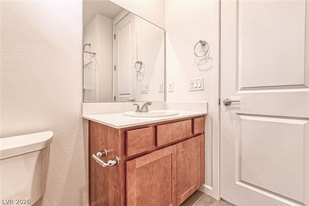 639 Grey Saker St - Photo 6 of 50