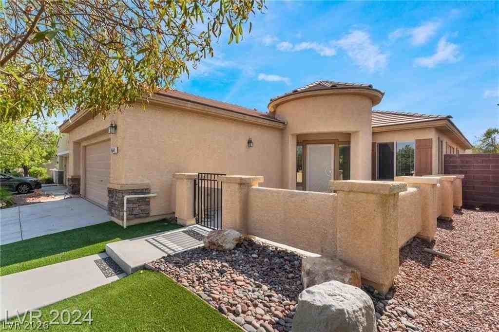 6641 Scavenger Hunt St - Photo 5 of 36